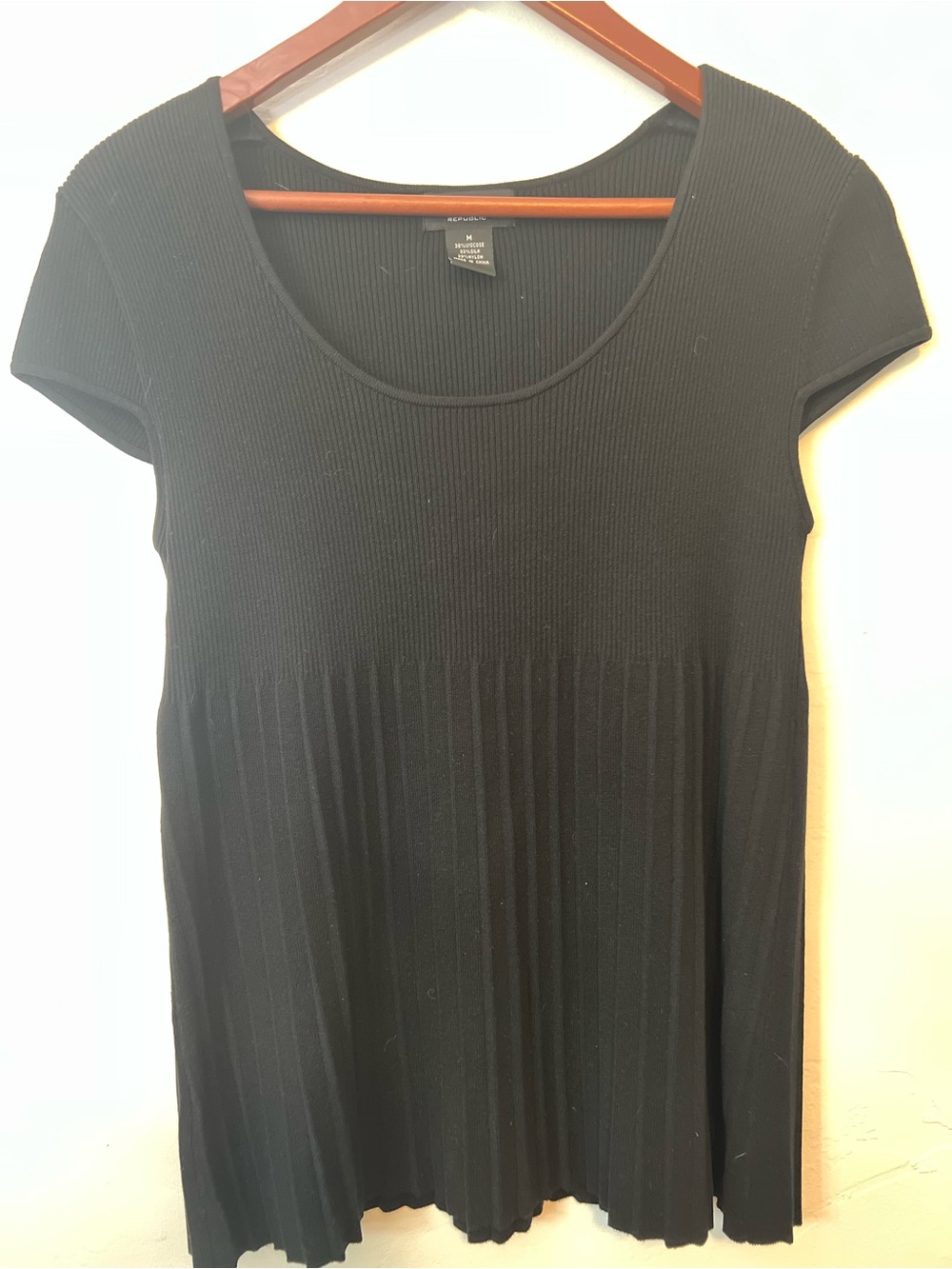 Philosophy Black Ribbed Scoop-Neck Short Sleeve Tunic Women’s Size Medium